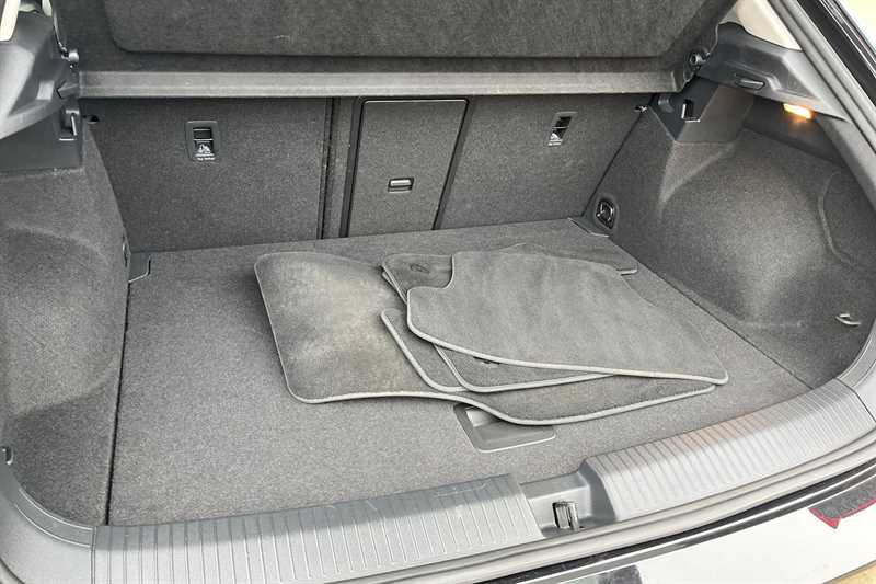 Used Volkswagen T-Roc 2022 for sale - 77686041: Photo 20