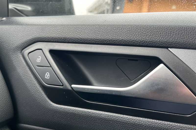 Used Volkswagen T-Roc 2022 for sale - 77686041: Photo 24