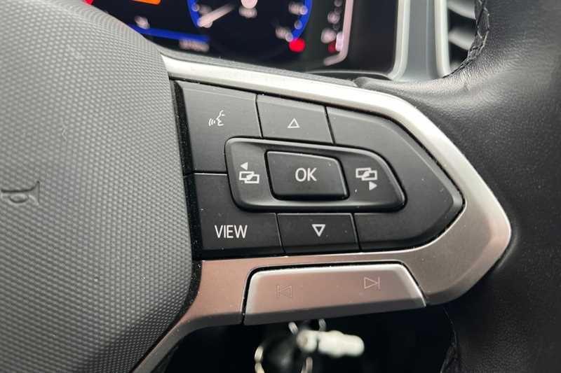 Used Volkswagen T-Roc 2022 for sale - 77686041: Photo 25