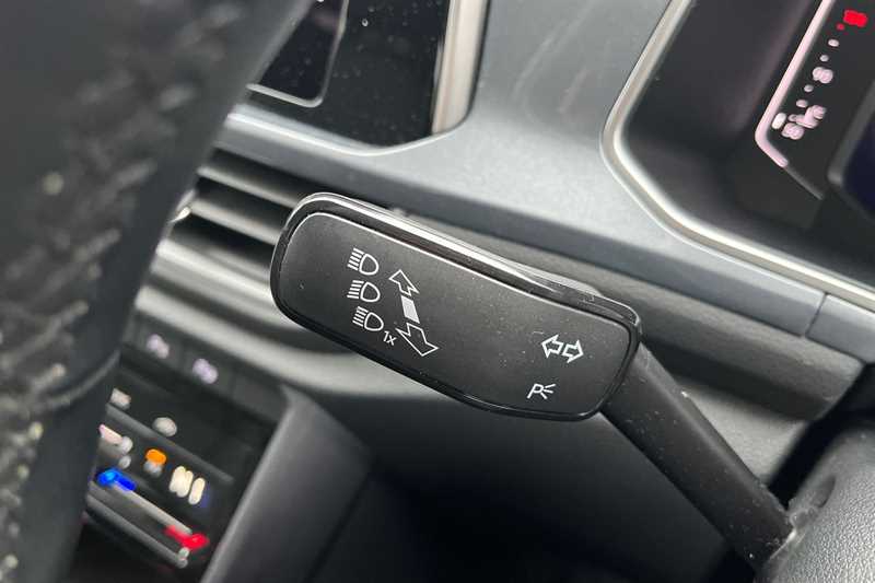 Used Volkswagen T-Roc 2022 for sale - 77686041: Photo 27