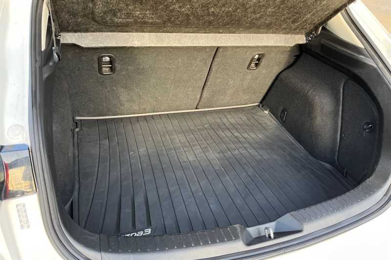Used Mazda Mazda3 2018 for sale - 76191245: Photo 18