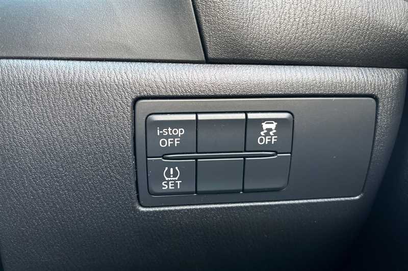Used Mazda Mazda3 2018 for sale - 76191245: Photo 22