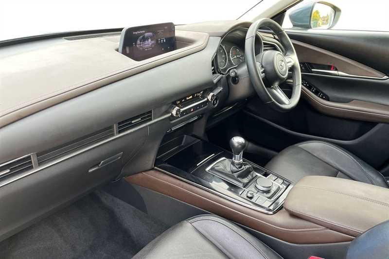 Used Mazda CX-30 2021 for sale - 76176492: Photo 2