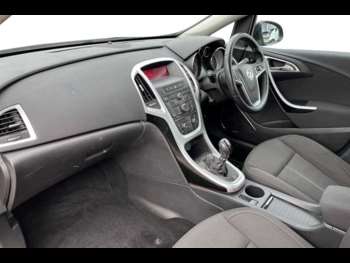 Used Vauxhall Astra 2012 for sale - 74880936: Photo