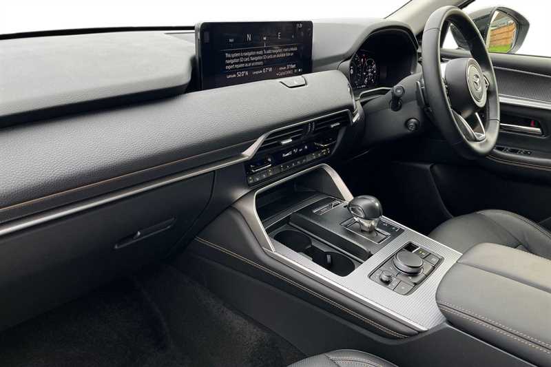 Used Mazda CX-60 2024 for sale - 76705846: Photo 2