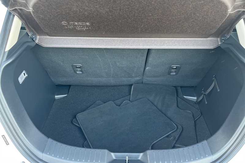 Used Mazda Mazda2 2023 for sale - 76328442: Photo 20