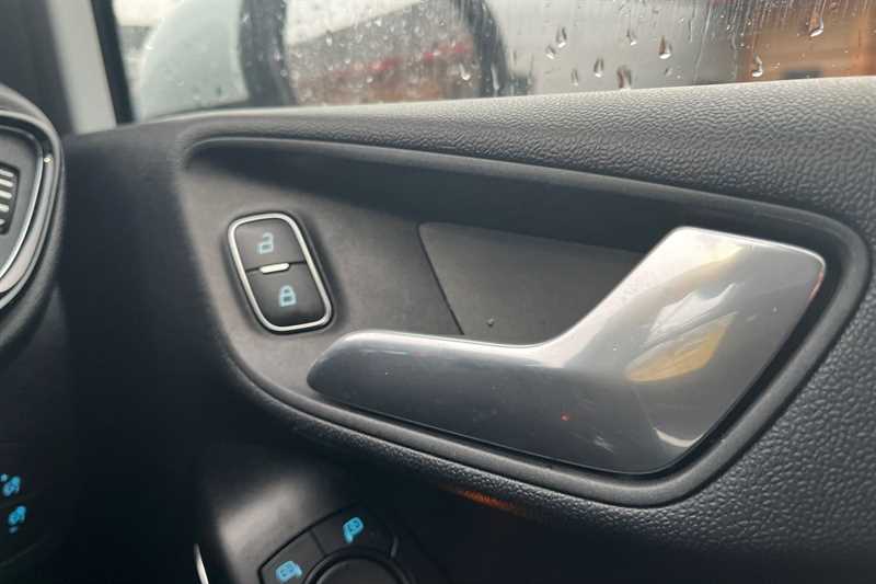 Used Ford Fiesta 2023 for sale - 76598020: Photo 29