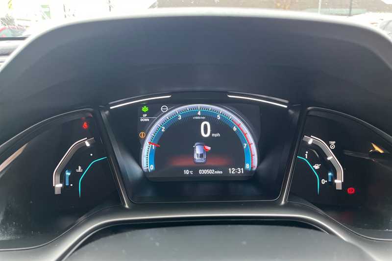 Used Honda Civic 2020 for sale - 76754862: Photo 11