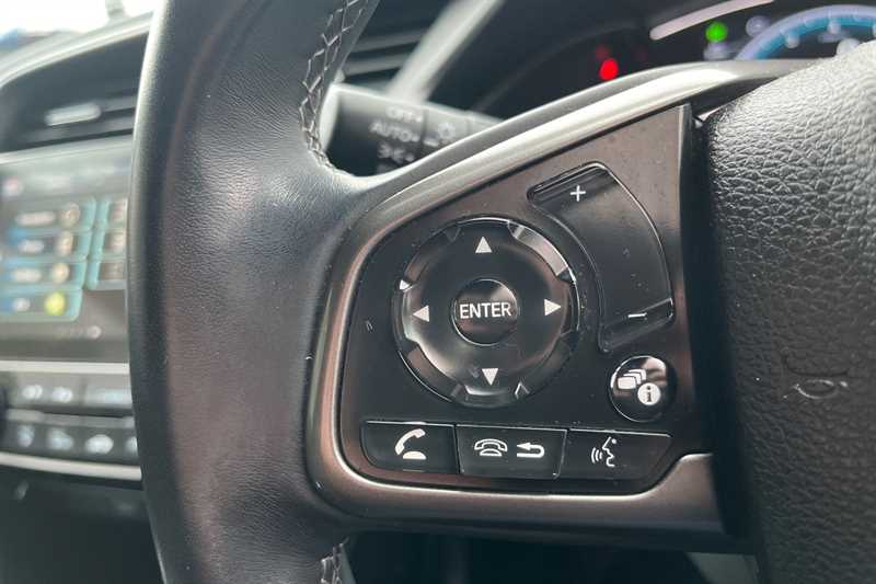 Used Honda Civic 2020 for sale - 76754862: Photo 17