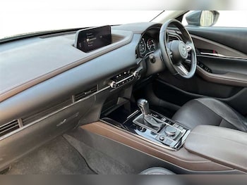 Used Mazda CX-30 2022 for sale - 78050888: Photo