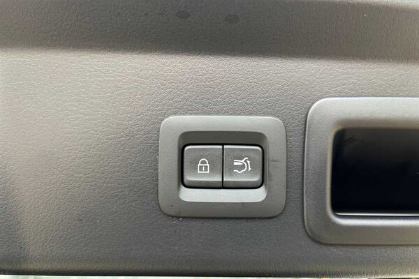Used Mazda CX-30 2025 for sale - 76272693: Photo 21
