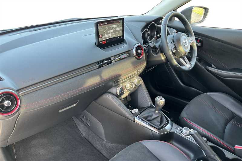 Used Mazda Mazda2 2024 for sale - 76901715: Photo 2