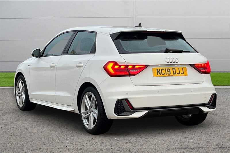Used Audi A1 2019 for sale - 76804343: Photo 3