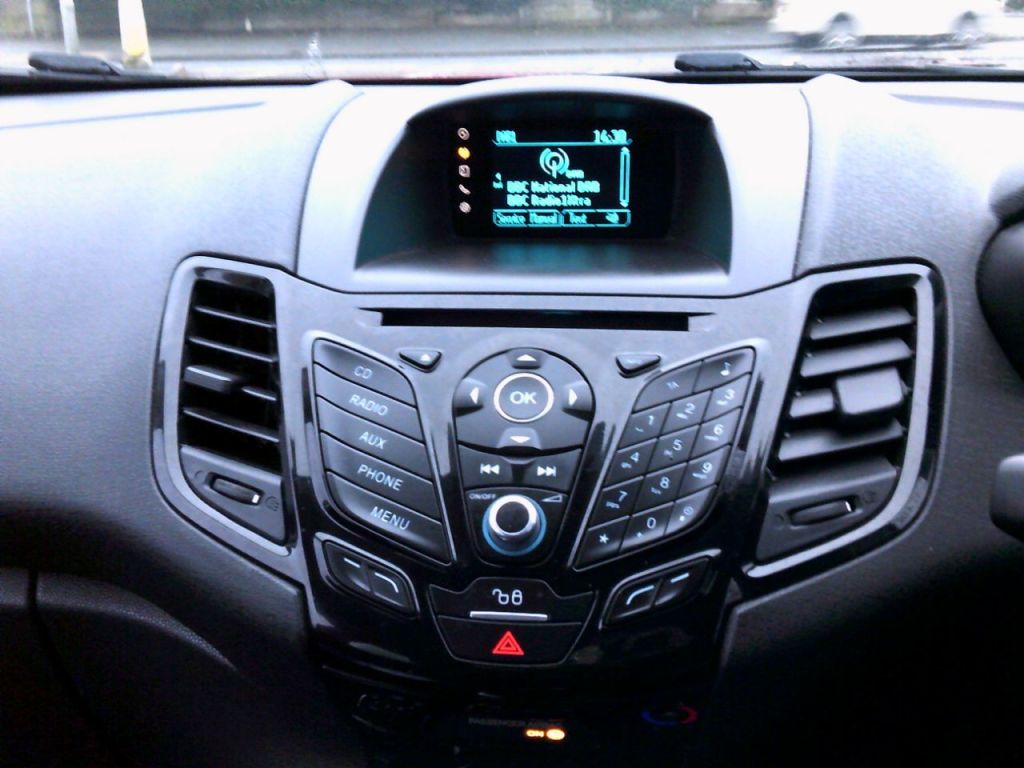 Used Ford Fiesta 2015 for sale - 77399637: Photo 12