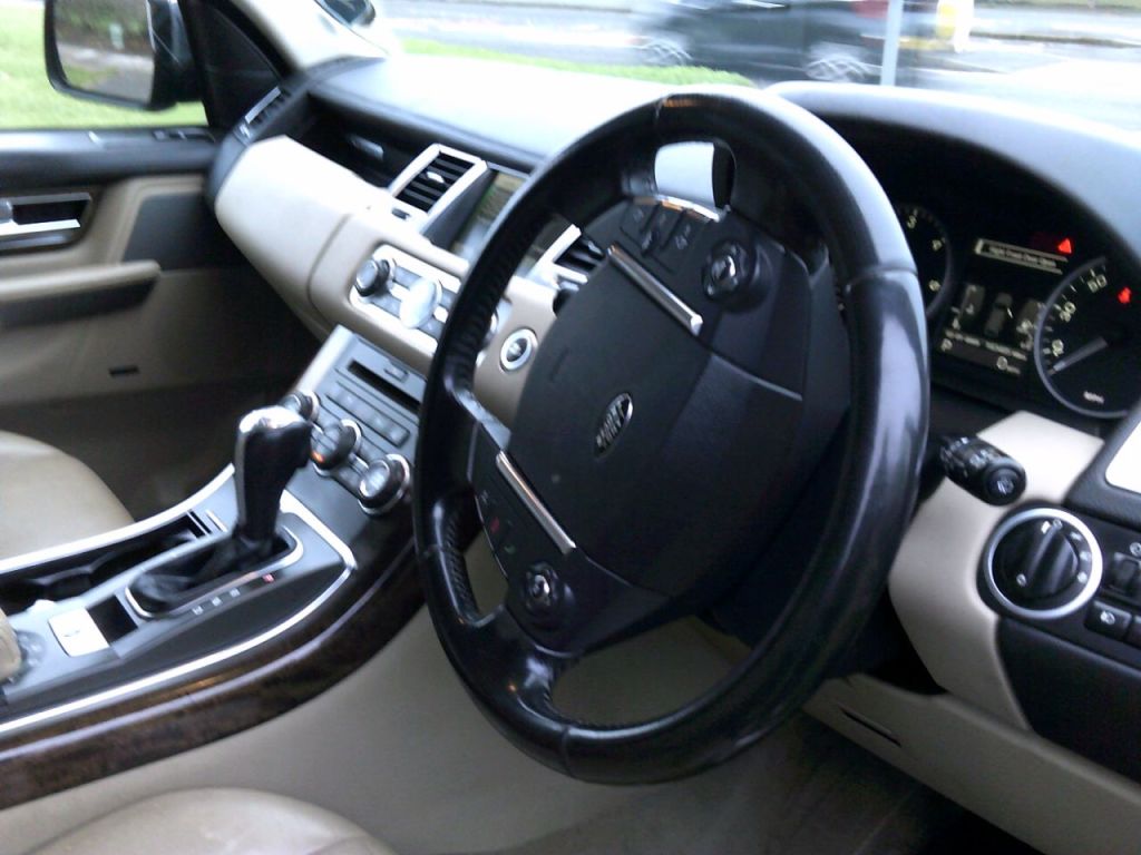 Used Land Rover Range Rover Sport 2011 for sale - 76972917: Photo 9