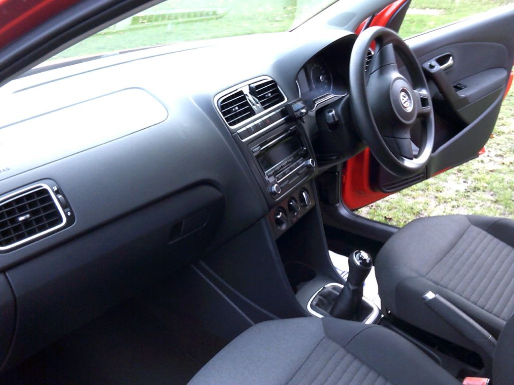 Used Volkswagen Polo 2012 for sale - 76495643: Photo 13