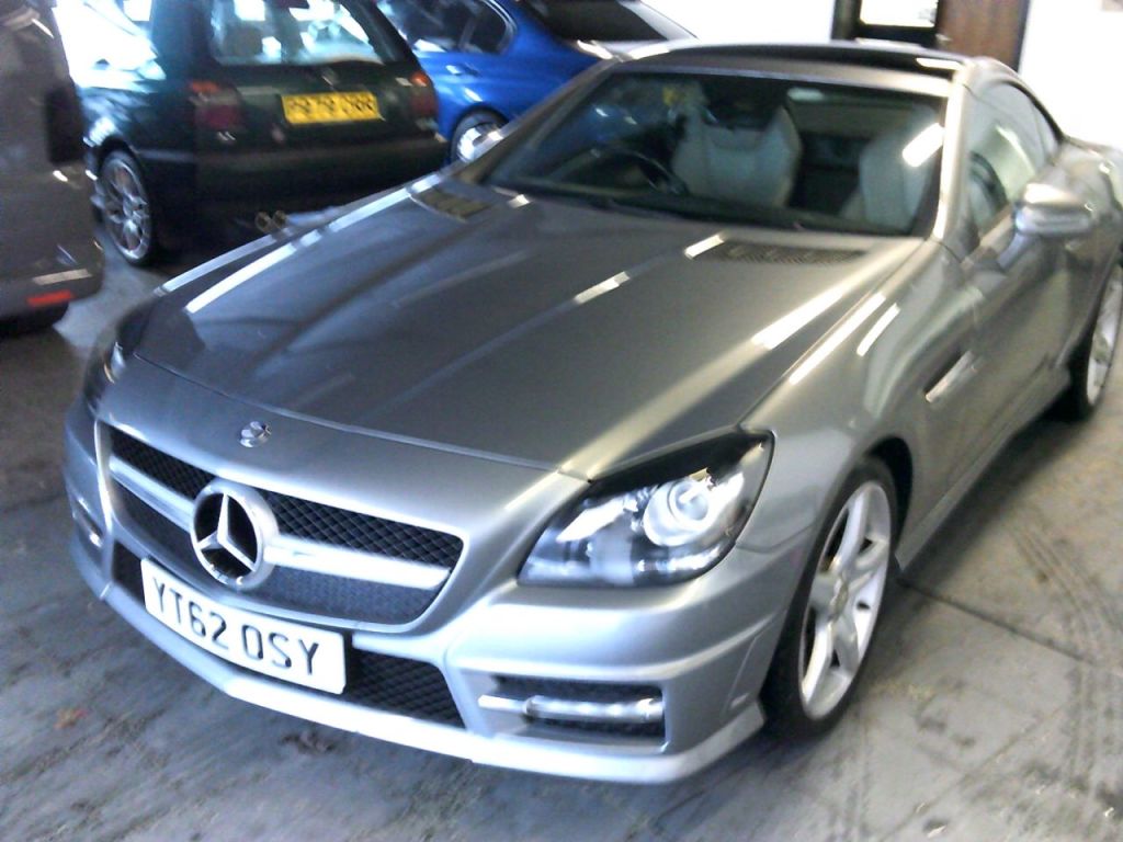 Used Mercedes-Benz SLK 2012 for sale - 77152799: Photo 2