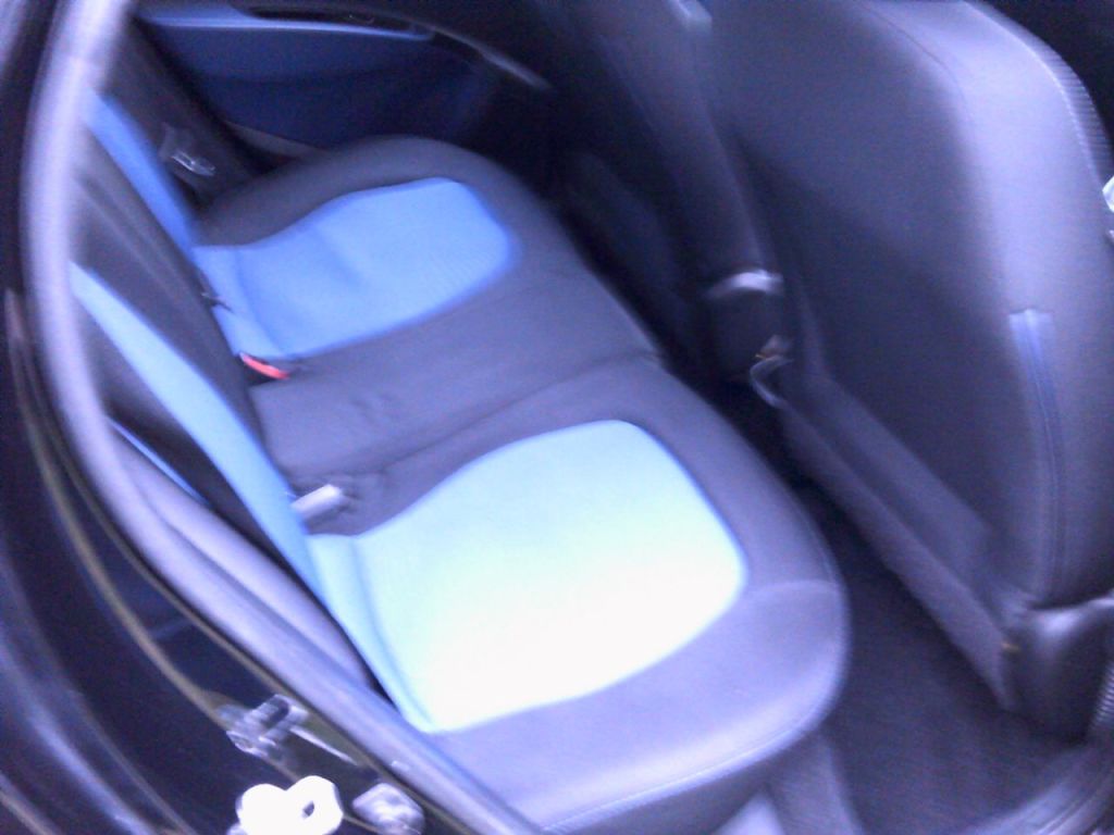 Used Hyundai i10 2014 for sale - 76595700: Photo 10