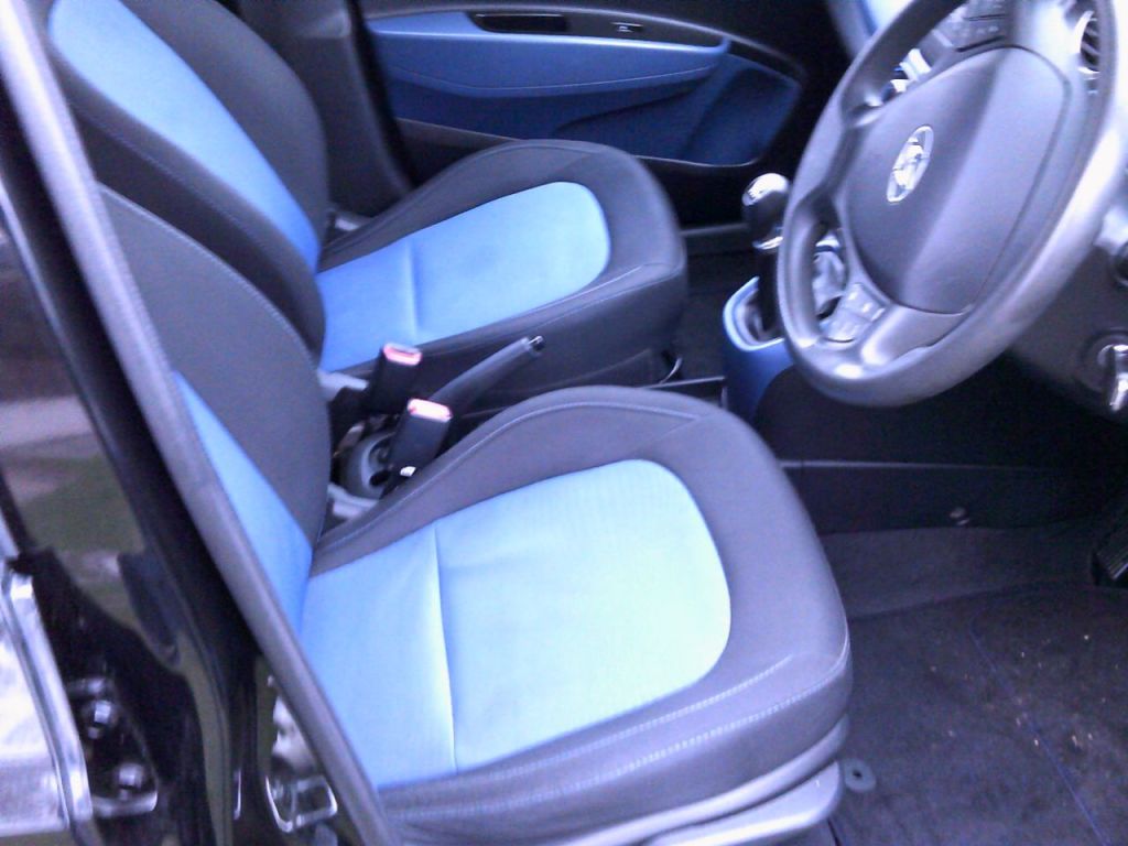 Used Hyundai i10 2014 for sale - 76595700: Photo 8