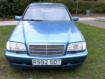 Used Mercedes-Benz C-Class 1997 for sale - 76131991: Photo 2