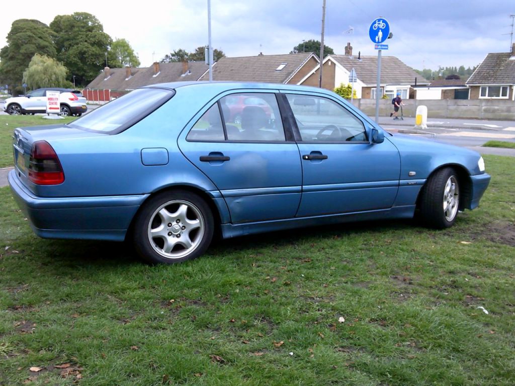 Used Mercedes-Benz C-Class 1997 for sale - 76131991: Photo 6