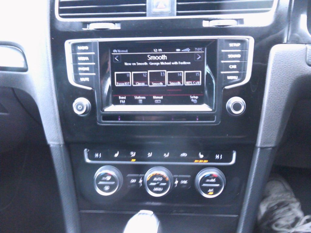 Used Volkswagen Golf 2014 for sale - 76664979: Photo 17