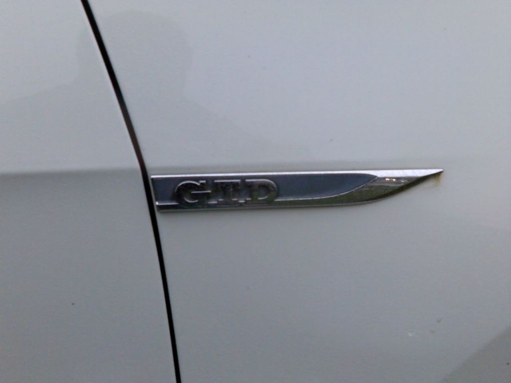 Used Volkswagen Golf 2014 for sale - 76664979: Photo 8