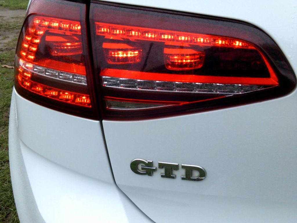 Used Volkswagen Golf 2014 for sale - 76664979: Photo 9