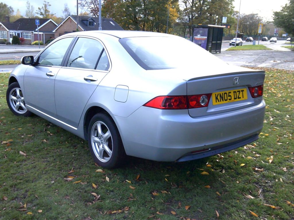 Used Honda Accord 2005 for sale - 76405761: Photo 4