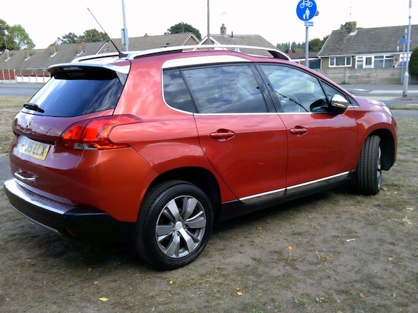 Used Peugeot 2008 2015 for sale - 75606561: Photo 6