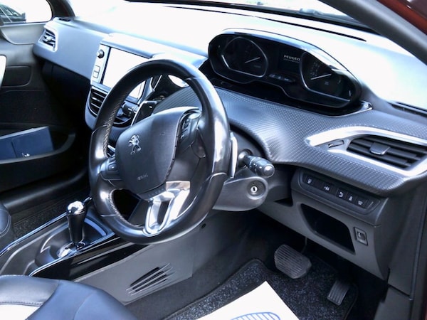 Used Peugeot 2008 2015 for sale - 75606561: Photo 9