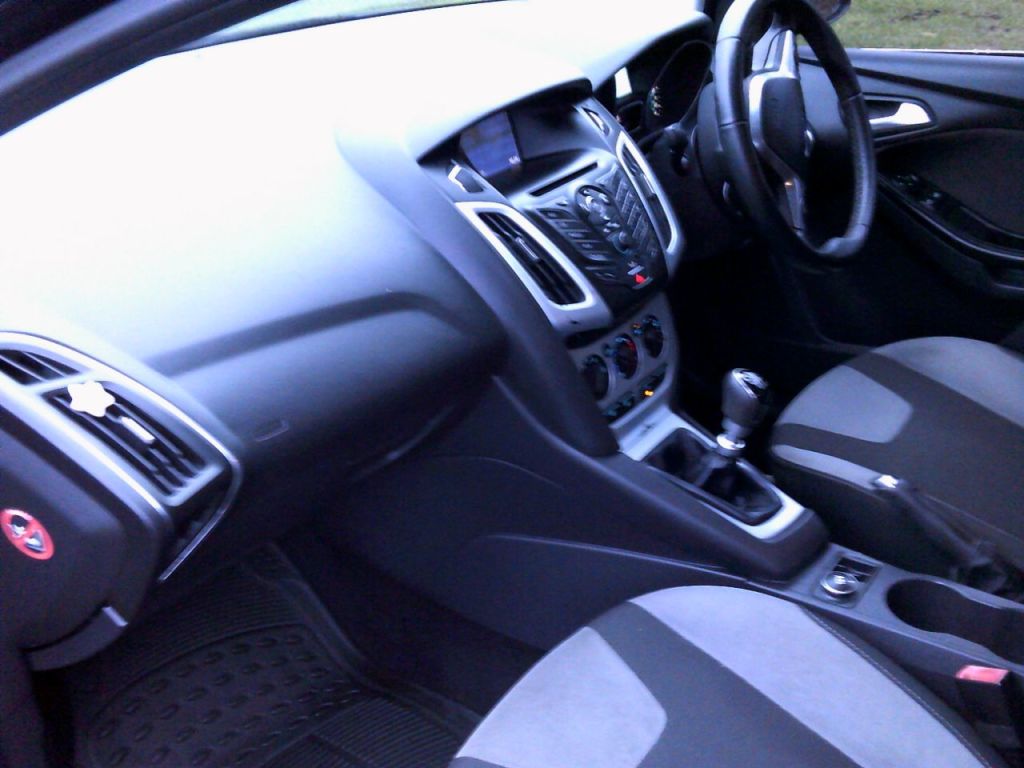 Used Ford Focus 2012 for sale - 77563677: Photo 15