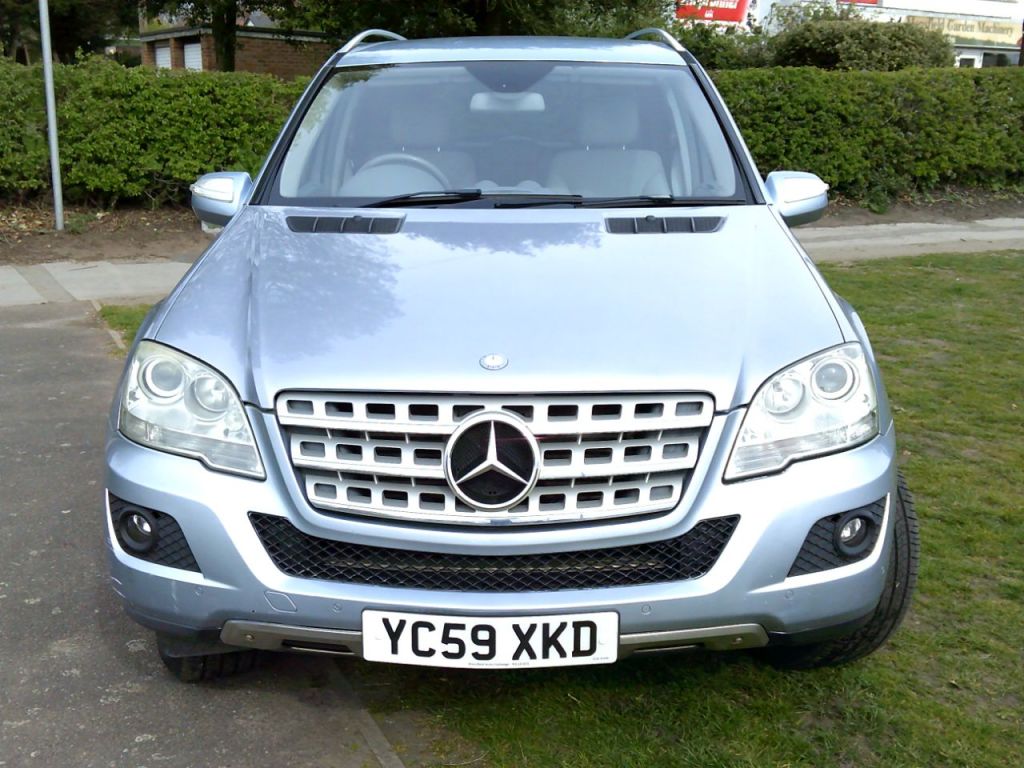 Used Mercedes-Benz M Class 2009 for sale - 78181957: Photo 2