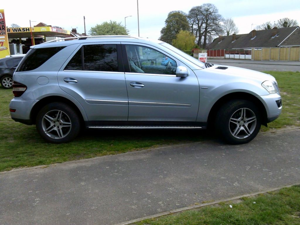 Used Mercedes-Benz M Class 2009 for sale - 78181957: Photo 7