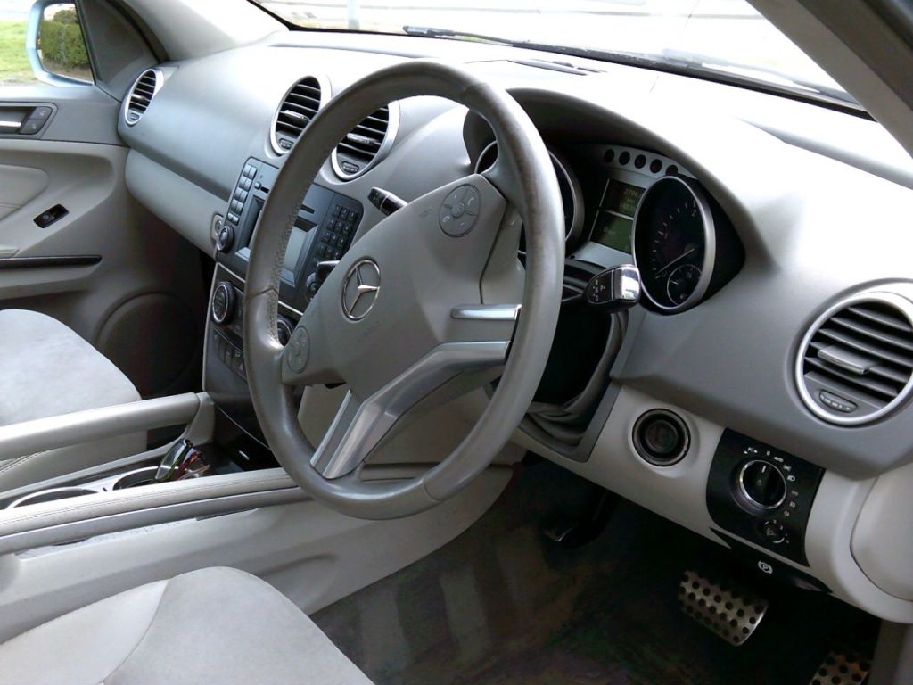 Used Mercedes-Benz M Class 2009 for sale - 78181957: Photo 9