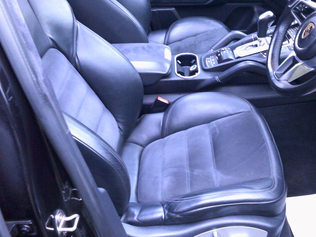 Used Porsche Cayenne 2015 for sale - 76972896: Photo 8