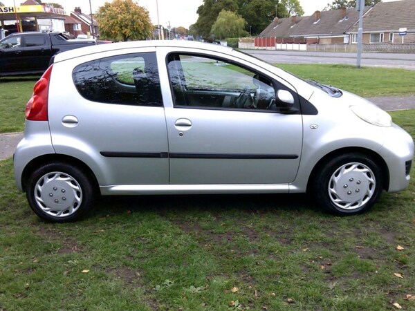 Used Peugeot 107 2010 for sale - 76209941: Photo 7