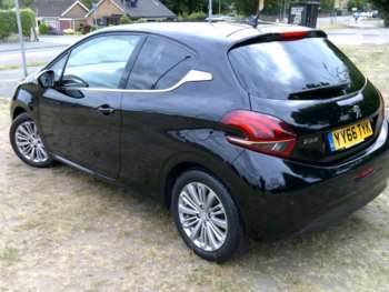 Used Peugeot 208 2016 for sale - 75134813: Photo
