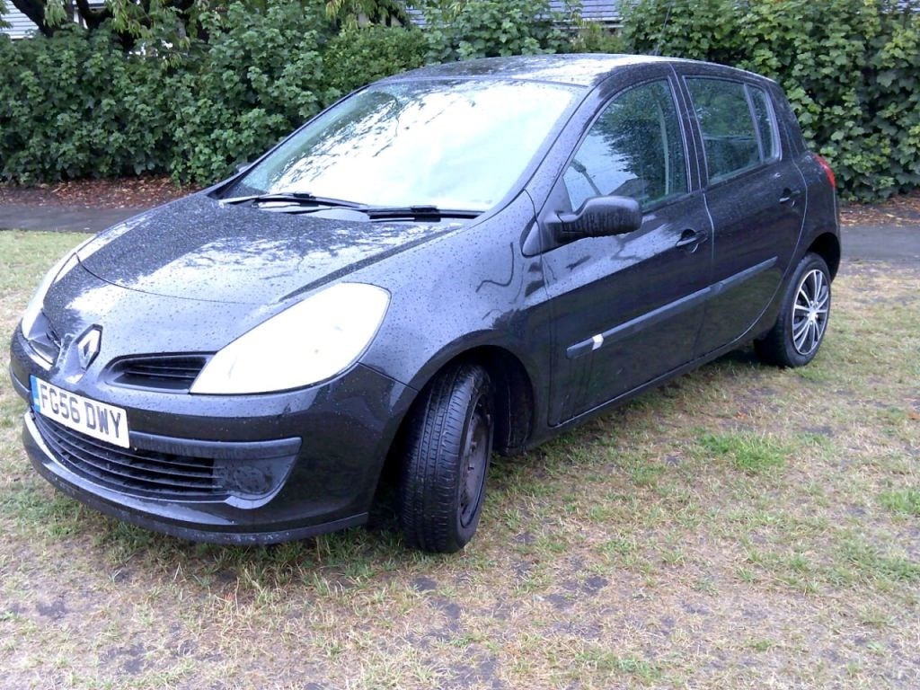 Renault Clio 2006 - 1.2 16V Expression 5dr - Image 3
