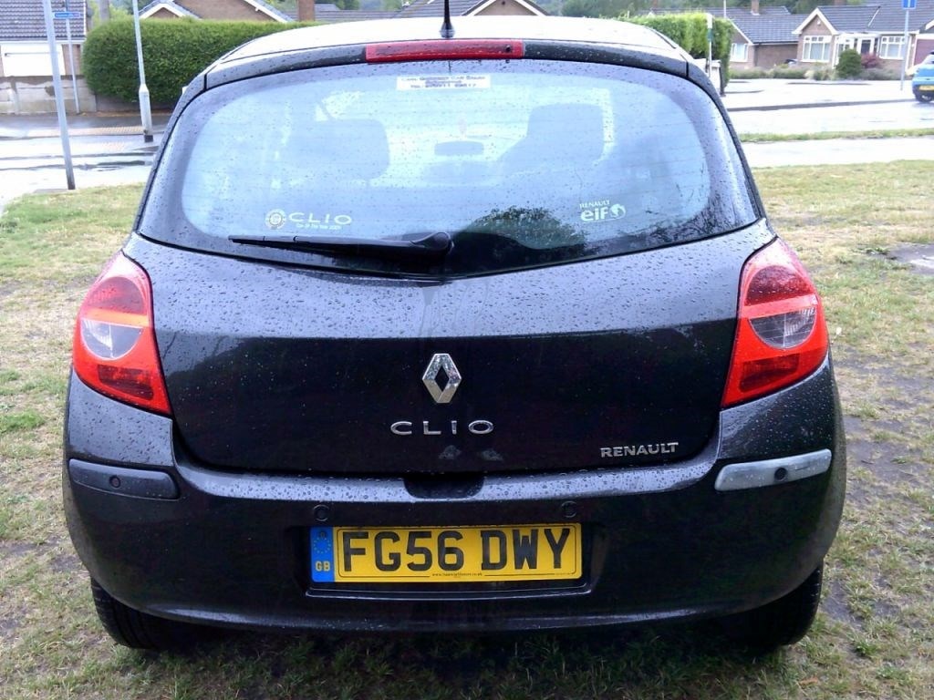 Renault Clio 2006 - 1.2 16V Expression 5dr - Image 5
