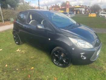 2015 1.2L Zetec Black Edition 3dr