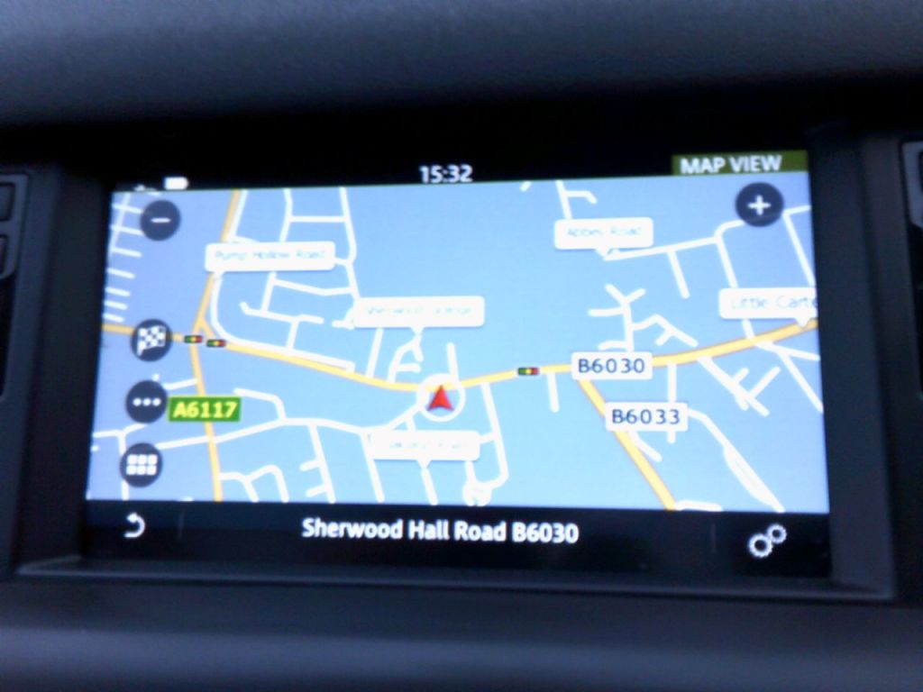 Used Land Rover Discovery Sport 2017 for sale - 76836132: Photo 17