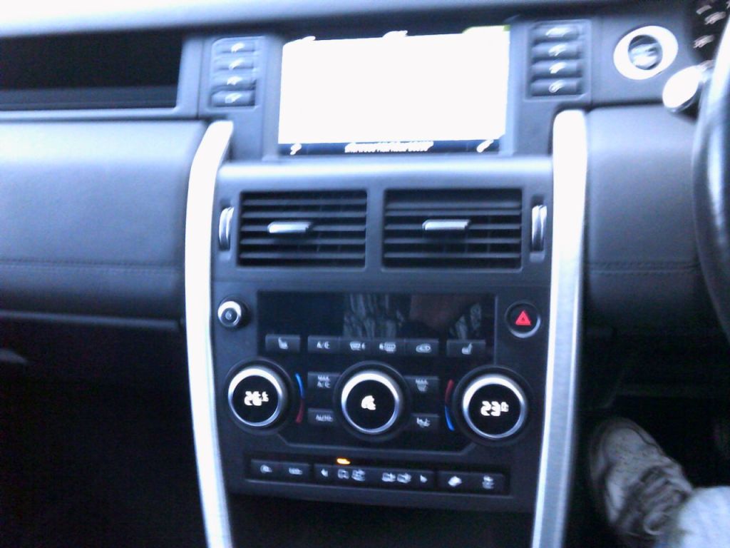 Used Land Rover Discovery Sport 2017 for sale - 76836132: Photo 18