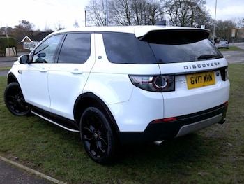 Used Land Rover Discovery Sport 2017 for sale - 76836132: Photo