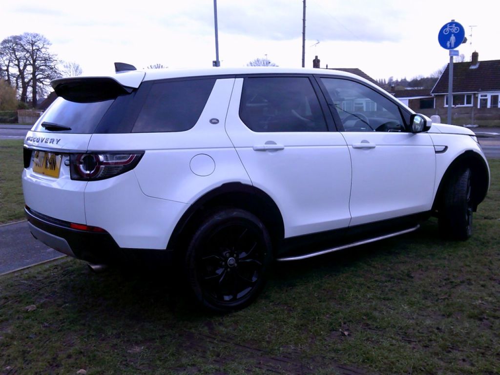 Used Land Rover Discovery Sport 2017 for sale - 76836132: Photo 6