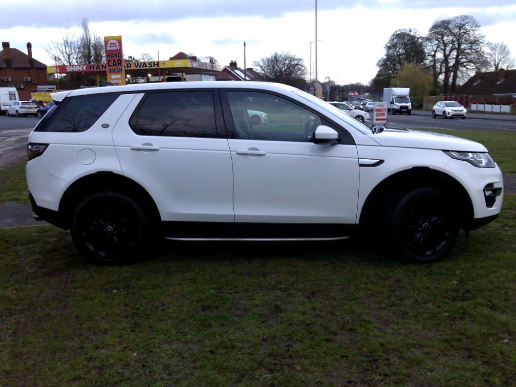 Used Land Rover Discovery Sport 2017 for sale - 76836132: Photo 7
