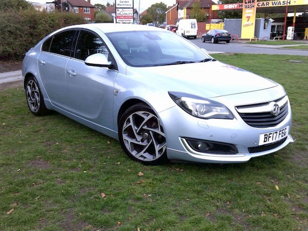 Used Vauxhall Insignia 2017 for sale - 76209939: Photo 1