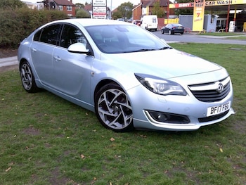 Vauxhall - Insignia