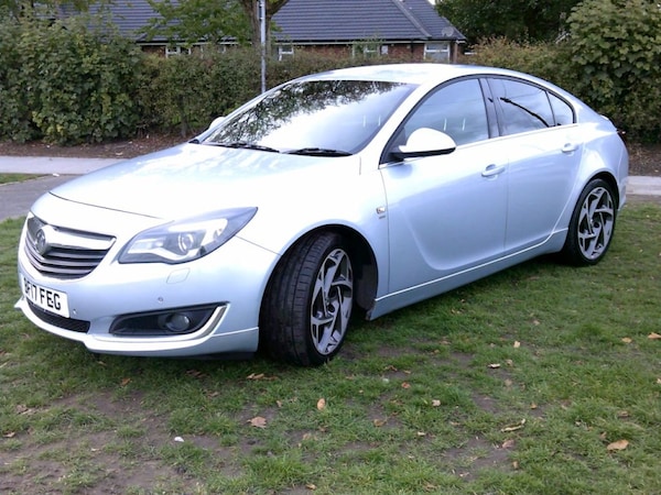 Used Vauxhall Insignia 2017 for sale - 76209939: Photo 3