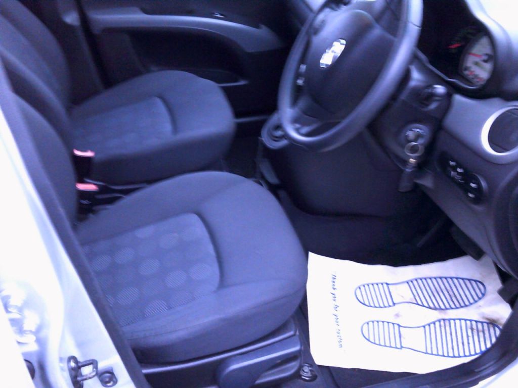 Used Hyundai i10 2009 for sale - 77026449: Photo 8